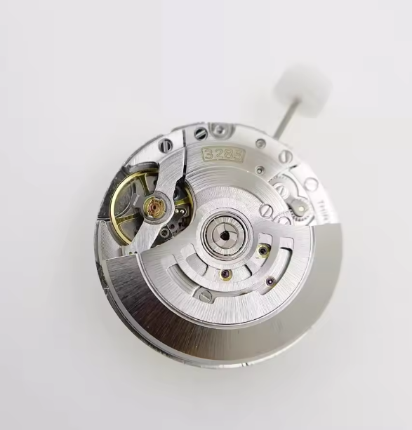 ساعة GMT جديدة للرجال بقطر 40  - مراجعة Cartier Watch Santos وسعره