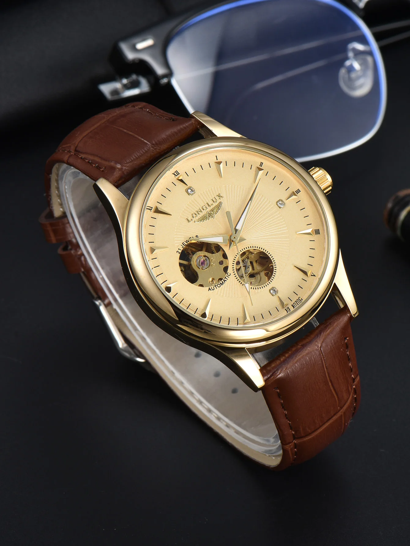 ساعة يد أوتوماتيكية أنيقة من L - مراجعة Seiko Watch 5 Sports وسعره