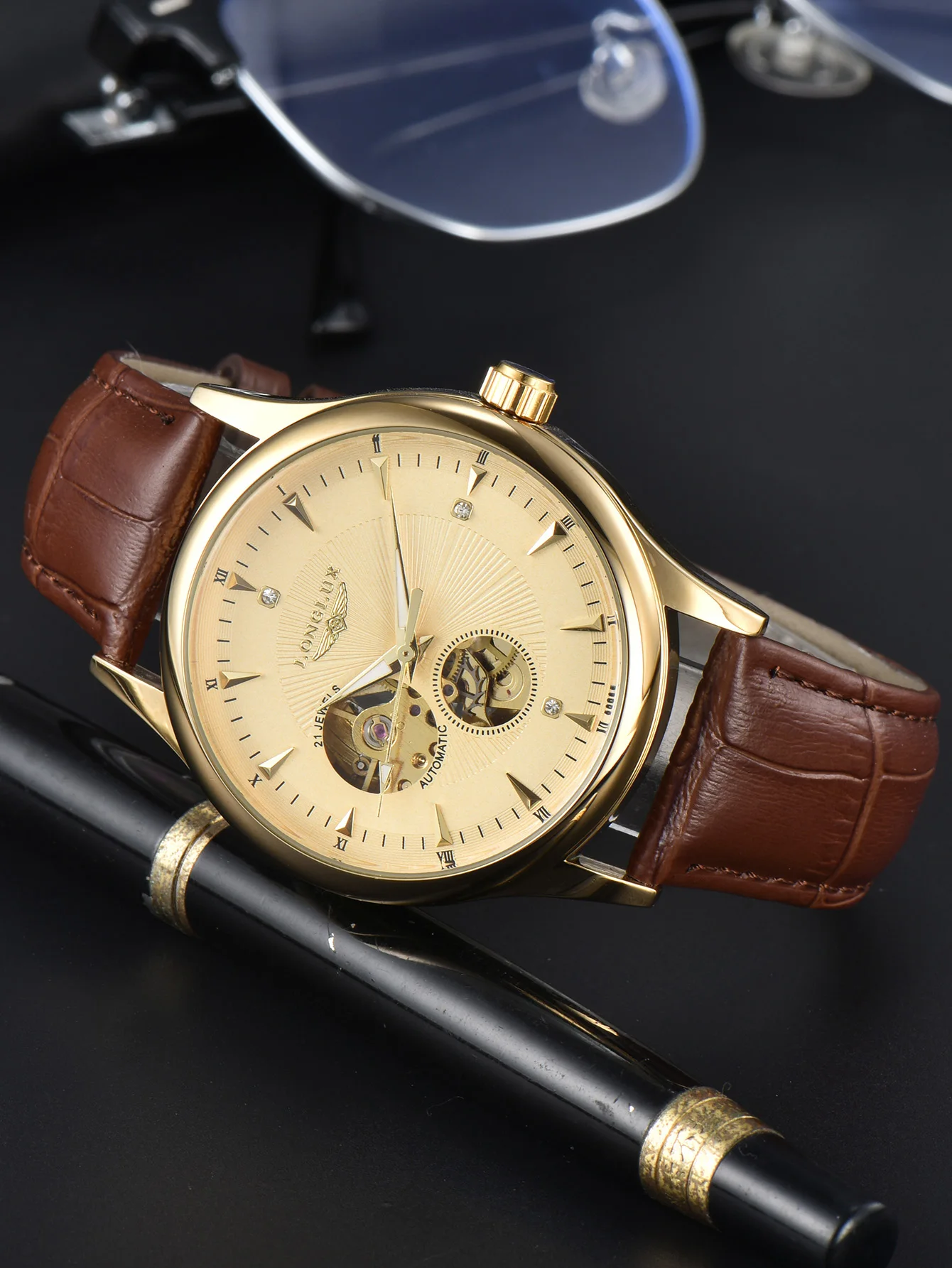 ساعة يد أوتوماتيكية أنيقة من L - مراجعة Seiko Watch 5 Sports وسعره